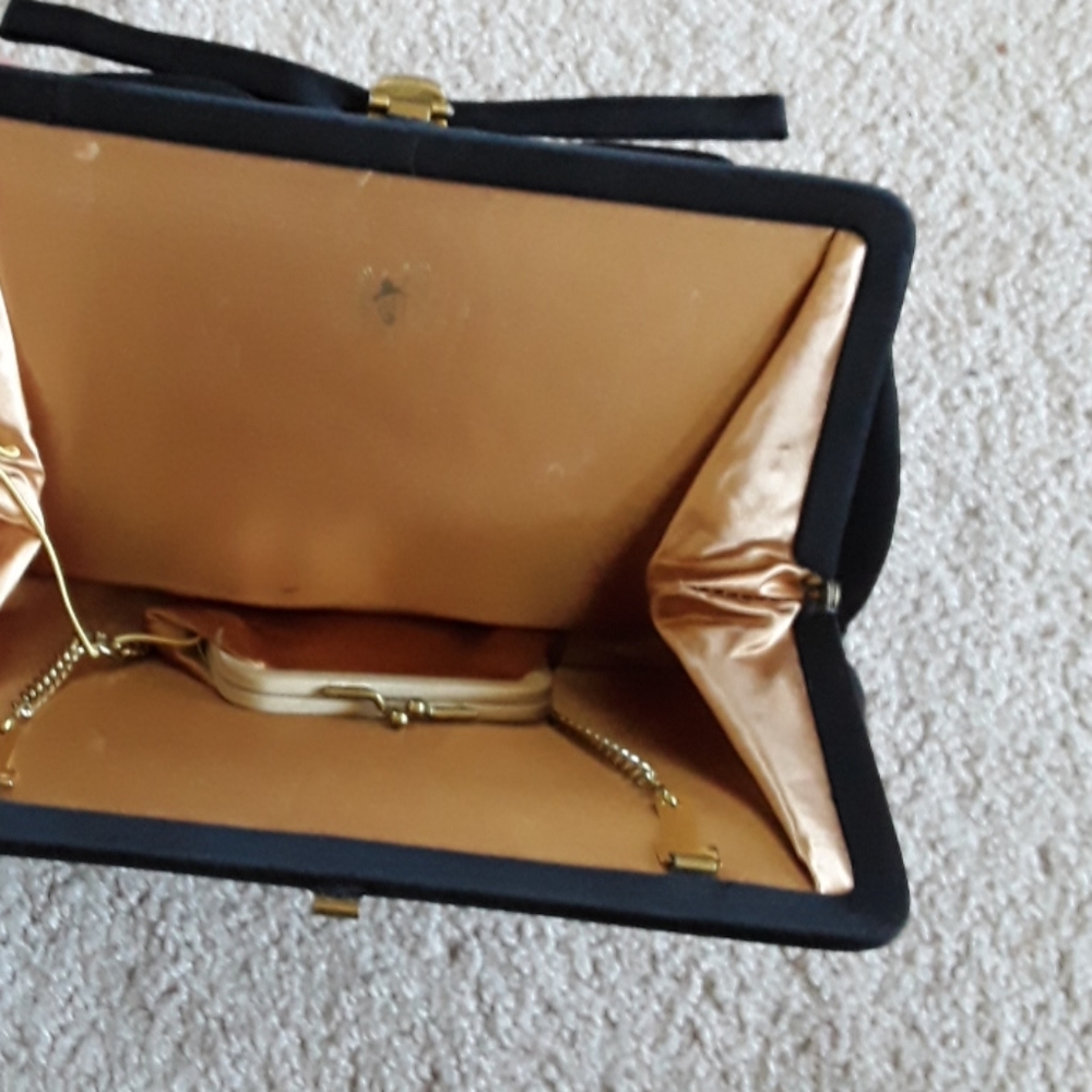 Beautiful black vintage clutch - Picture 3 of 4